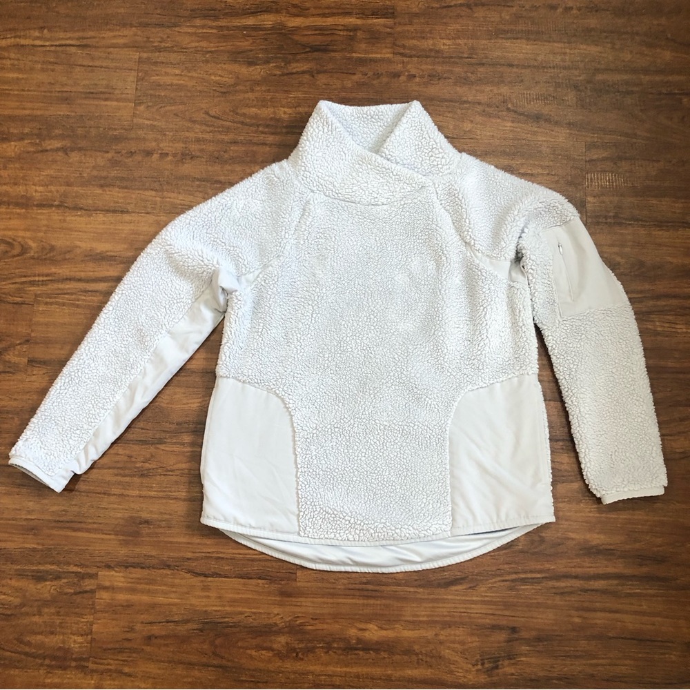 Athletic Works Faux Fur Pullover